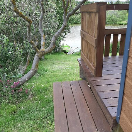 Hagi 1 Guesthouse Athaldalur Bagian luar foto